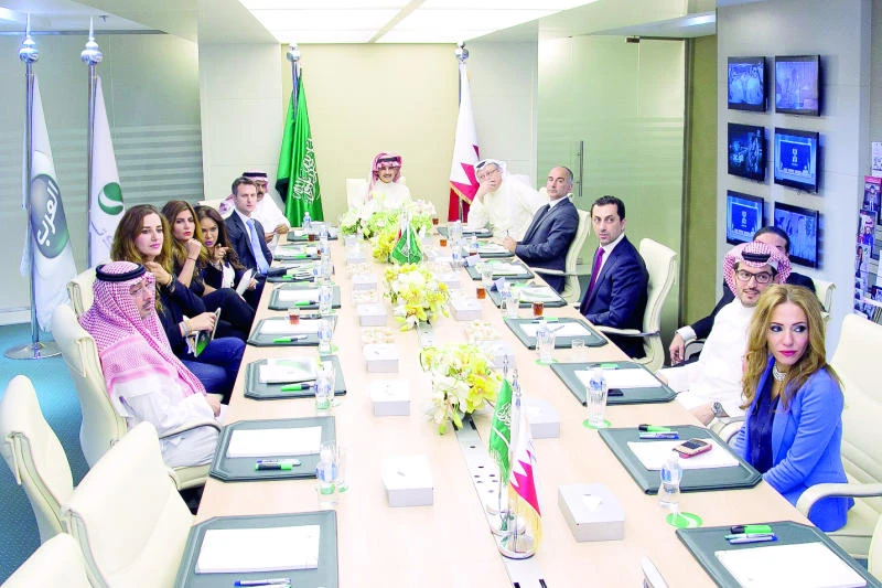Prince Alwaleed briefed on Alarab and Rotana progress