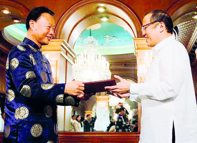 New China ambassador tries to mend fences with Philippines