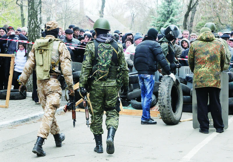 Pro-Russians seize more Ukrainian buildings