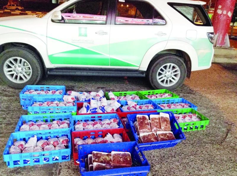 Rotten poultry, expired food seized