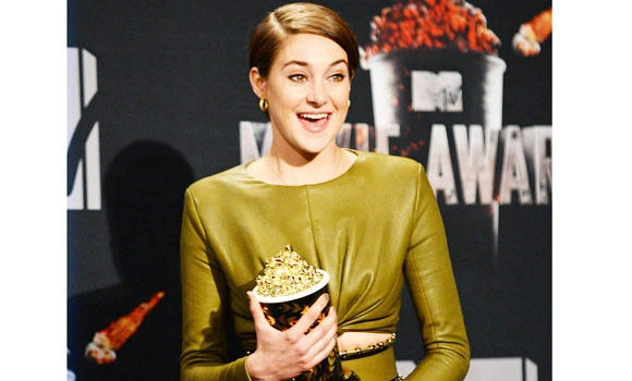 ‘Hunger Games’ sweeps MTV awards