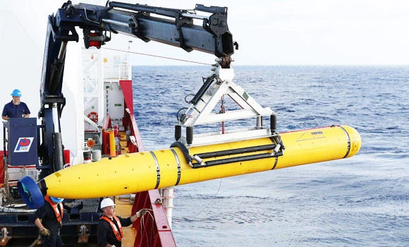MH370 search: Robot sub begins 2nd mission
