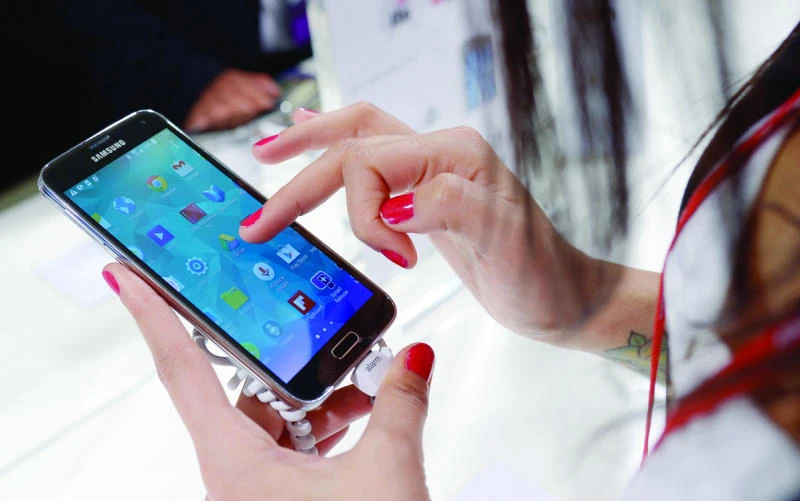 Samsung: Galaxy S5 ‘selling faster than S4 so far’