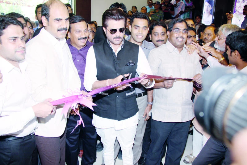 Malabar Gold expands further in Kerala, Gujarat