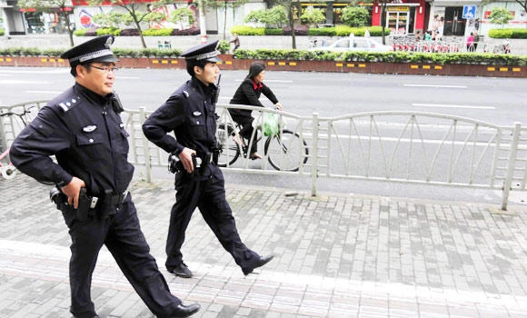 China offers rewards to target Muslims