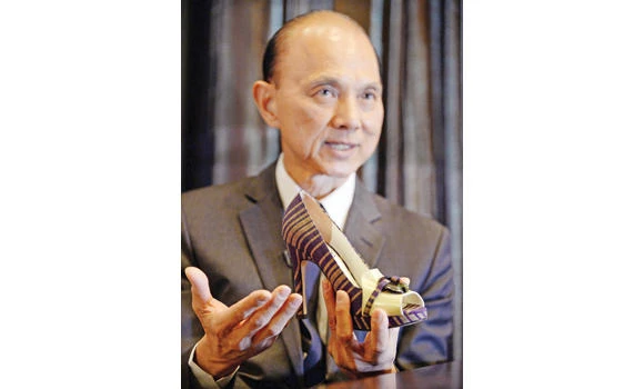 Jimmy Choo finds right fit with sole couture line