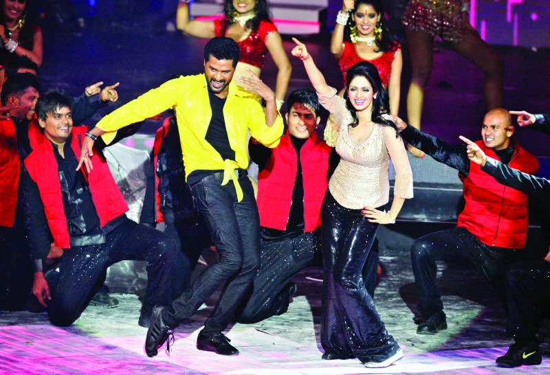 With awards, Bollywood goes mainstream in US