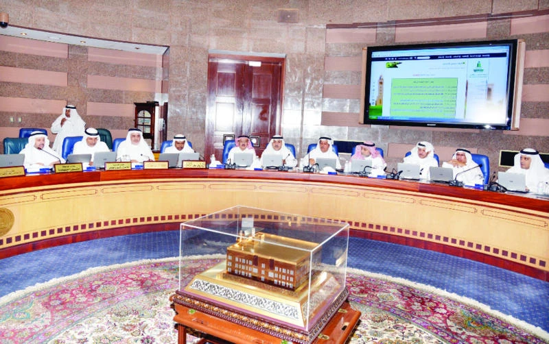KAU sets up chairs for new studies
