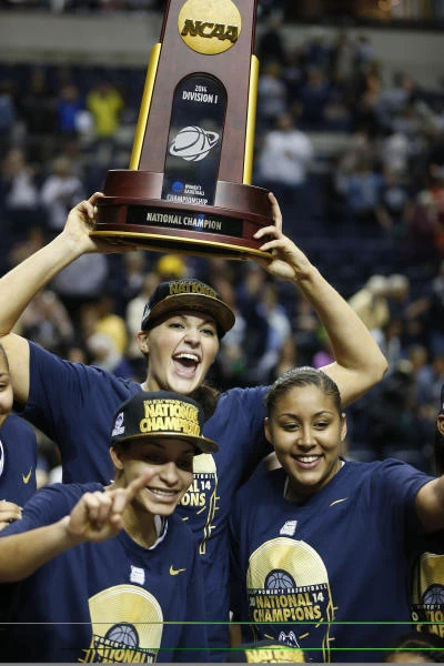 UConn women’s team routs Irish for record 9th title