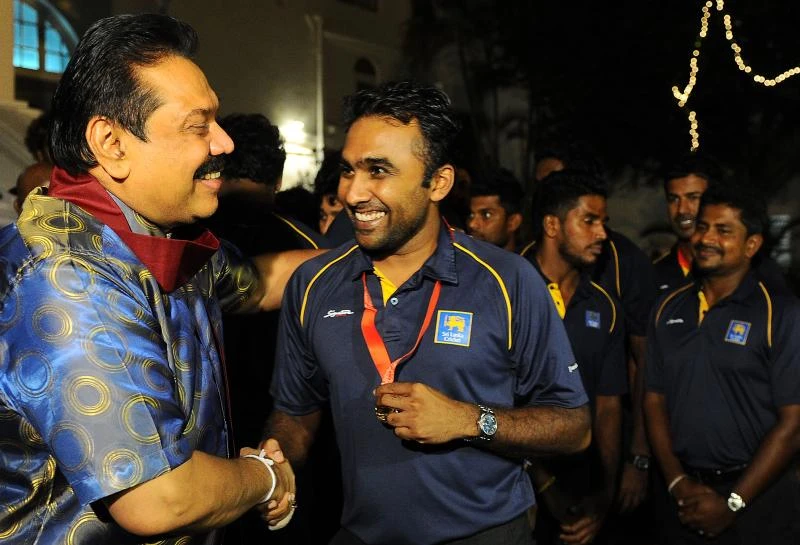 Sri Lanka's coach Farbrace quits for England post