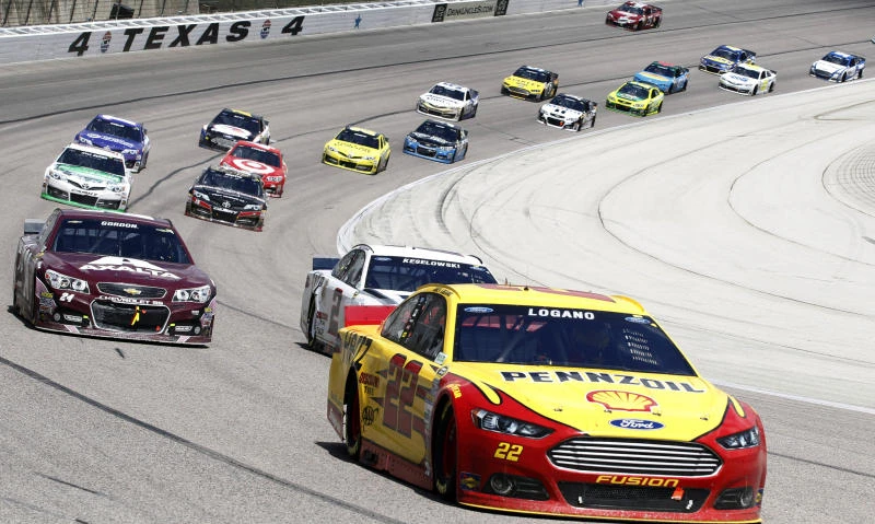 Logano holds on for Sprint Cup win in Texas