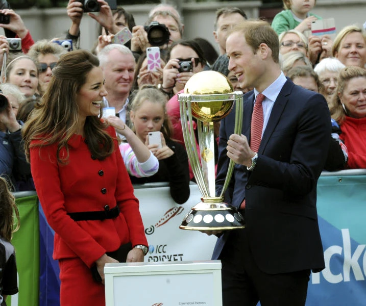 Royals bowl over Christchurch with cricket display