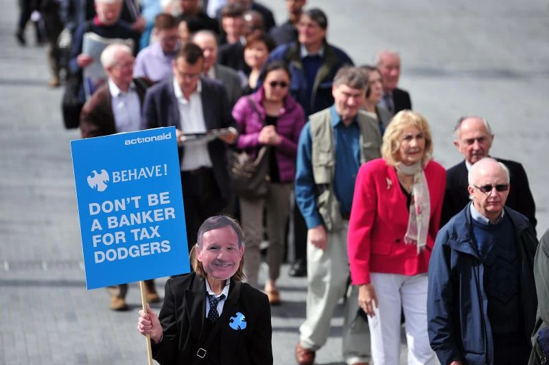 Barclays profit falls on fixed-income slump