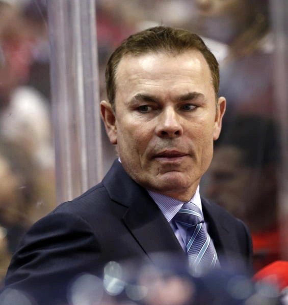 Capitals axe coach, top exec after missing playoffs