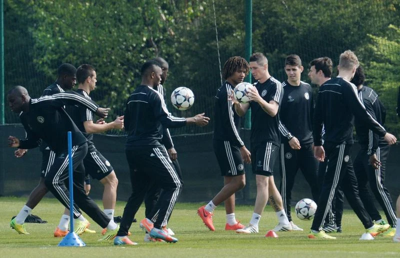 Atletico itching to land another blow on Mourinho