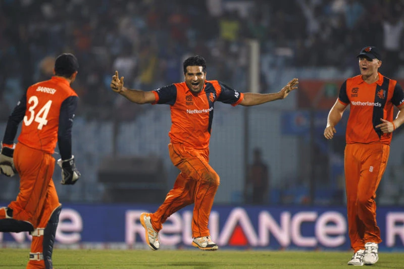 Netherlands humiliates abject England