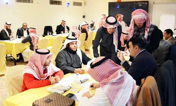 Saudis who find and keep jobs to receive rewards