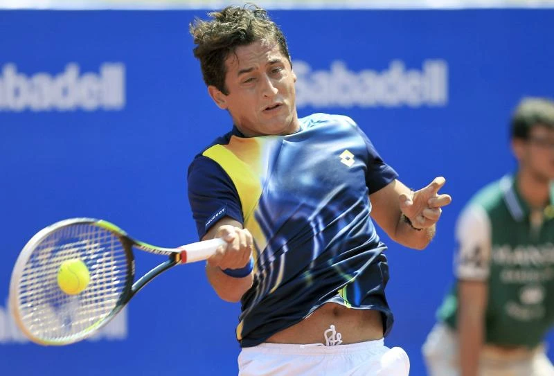 Almagro avenges Houston loss in Barcelona