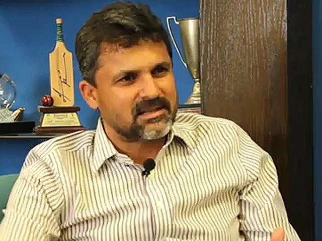 Pakistan launches new hunt for coach
