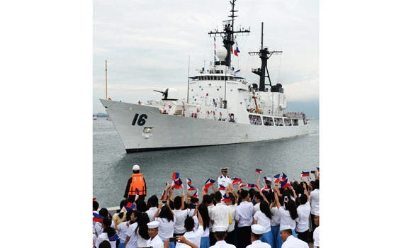 Manila to renew US military use of Subic Bay