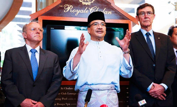 Funerals set for jet passengers; Malaysia says ‘face reality’