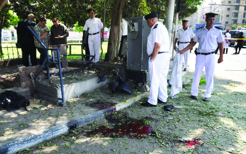 4 perish in Egypt bomb attacks