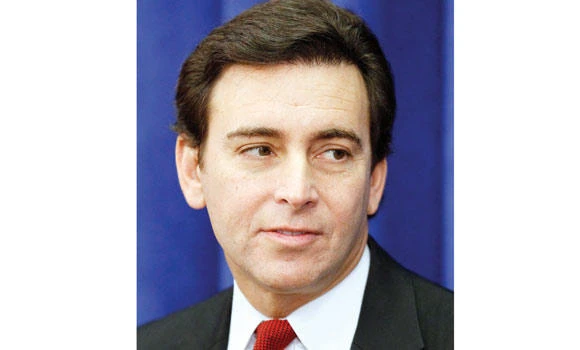 Fields to replace Mulally as Ford’s CEO