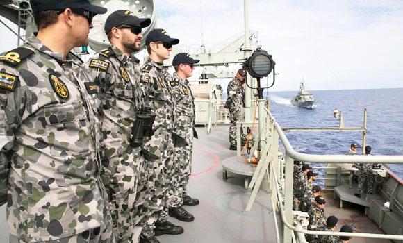 MH370 search on hold after mini-sub glitch
