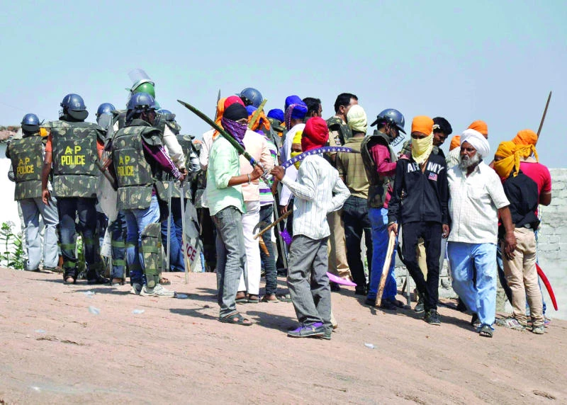 3 die, many hurt in communal violence in Hyderabad city