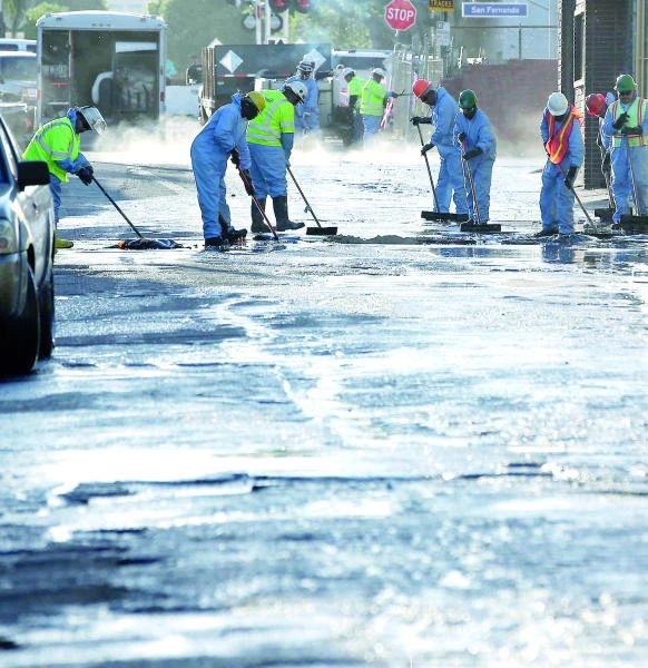 ‘Knee-deep’ oil in LA streets after pipeline ruptures