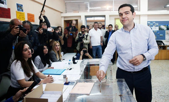 Greeks vote in first round of local elections