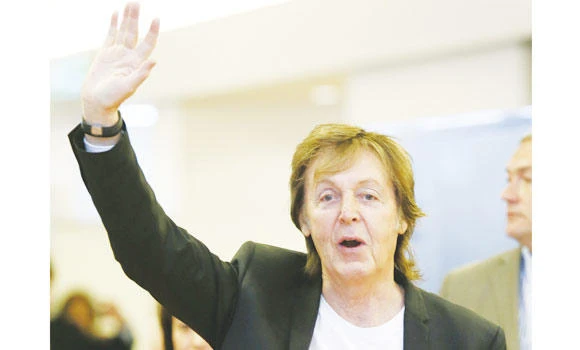 Virus-hit McCartney cancels concerts