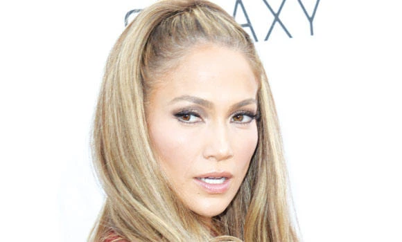 JLo to pen story of ‘True Love’