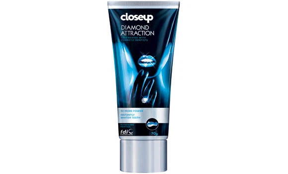Closeup brings out advanced whitening range