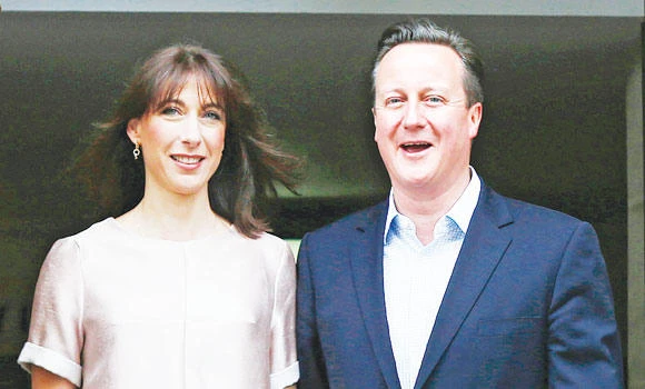 British and Dutch kick off European elections