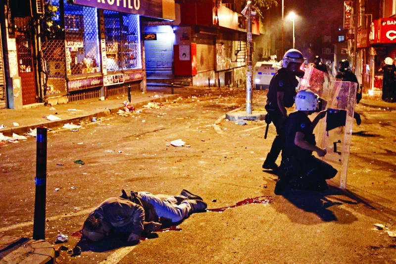 Two die in Istanbul clashes
