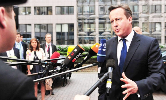 Cameron looks to rally support at EU summit
