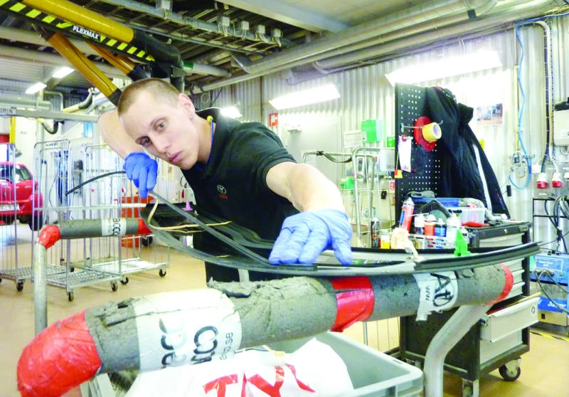 Swedes plan future of less work, more play