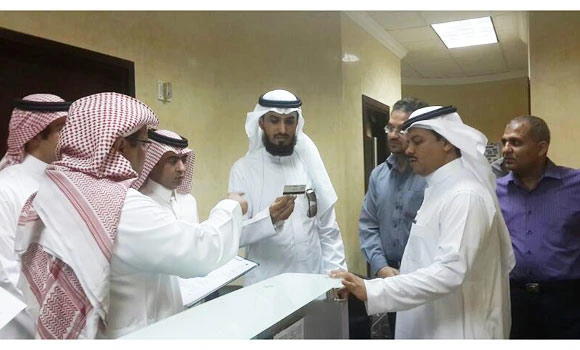Labor ministry raids businesses in Jeddah
