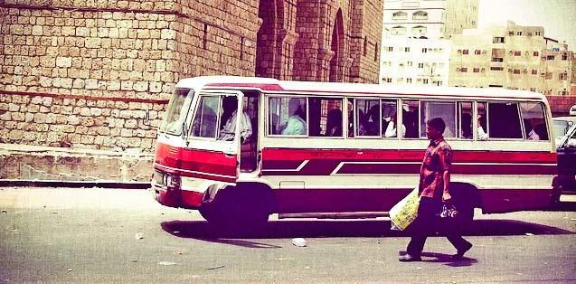 Jeddah commuters fume over ‘nasty’ bus drivers