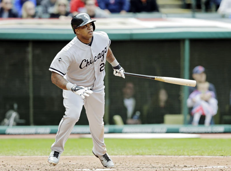 Viciedo HR in 9th lifts White Sox over Indians 4-3