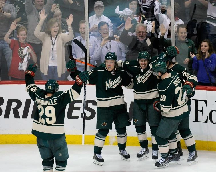 Canadiens, Wild score NHL playoff victories