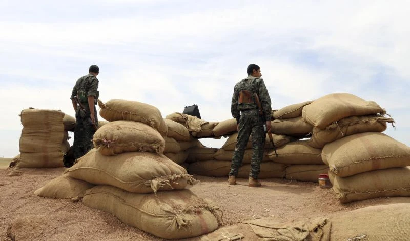 Iraqi Al-Qaeda offshoot gains Syria ground amid infighting