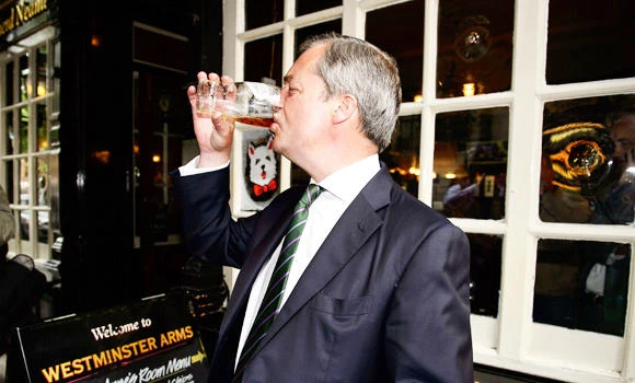 Britons shun pubs as drinking declines, data shows