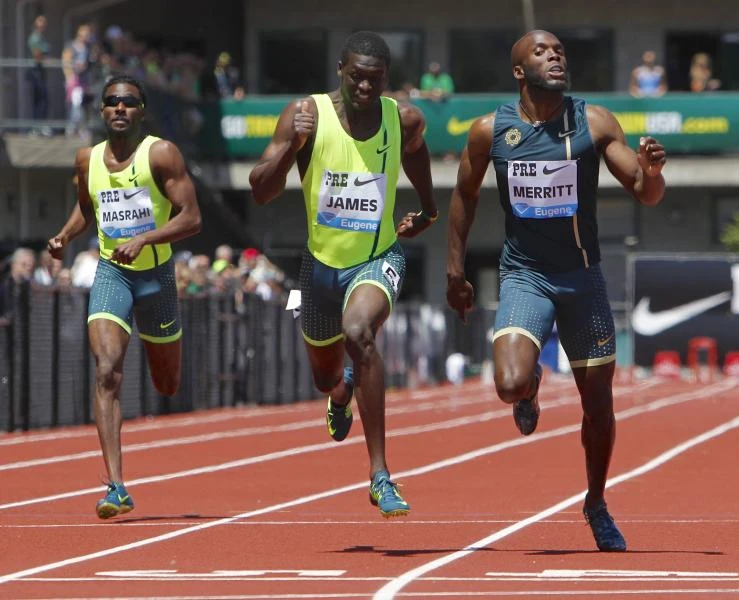 James edges Merritt in photo finish
