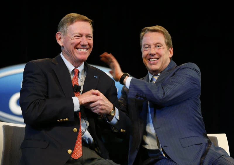 Mulally to hand over Ford CEO job earlier than expected