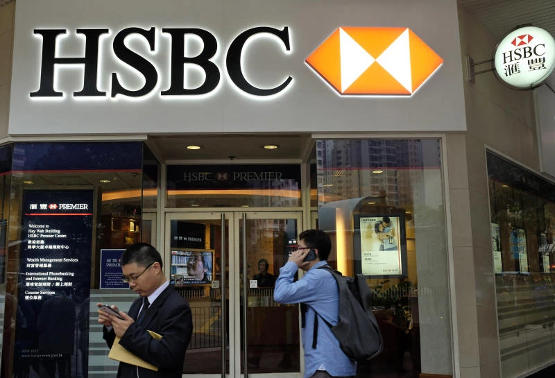 HSBC reveals sliding profits