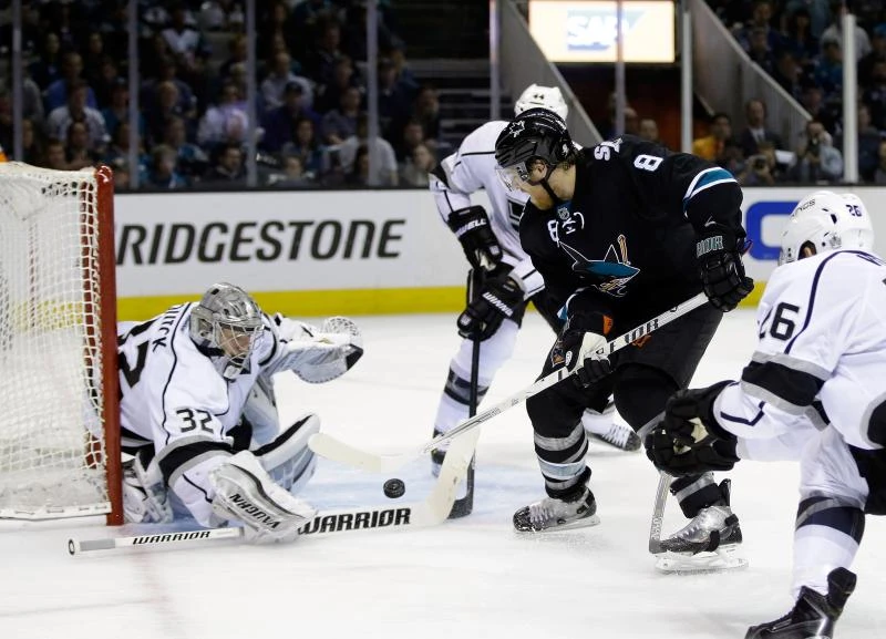 Kings complete stunning comeback over Sharks