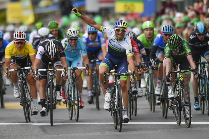 Albasini wins stage, takes Tour of Switzerland lead