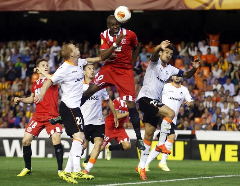 Benfica, Sevilla into Europa League final